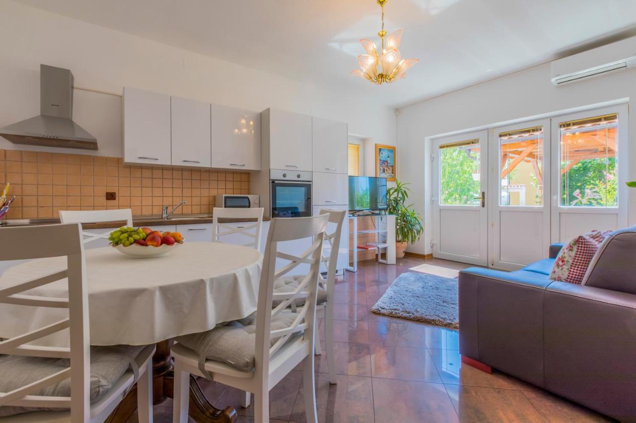 Villa M Crikvenica Esterno foto